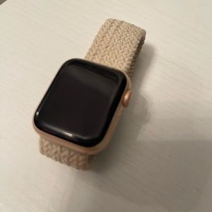 Apple Watch Rose Gold Series 4 GPS + Cellular 16GB 40mm